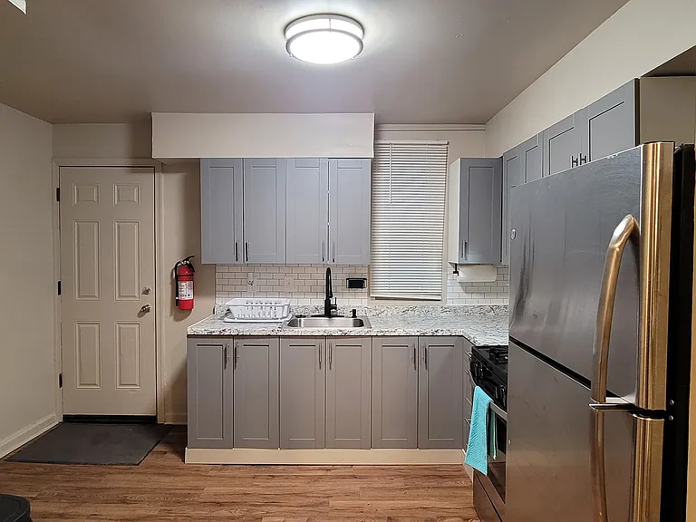 2640 Lauretta Ave — Photo 6
