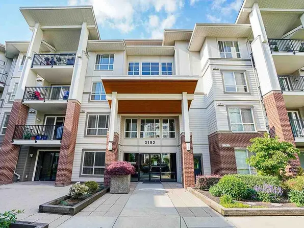 3192 Gladwin Rd #105, Abbotsford, BC V2T 6M9