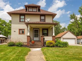 223 Spruce St, Elyria, OH 44035