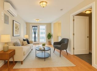 306 Park Ave #1, Brooklyn, NY 11205