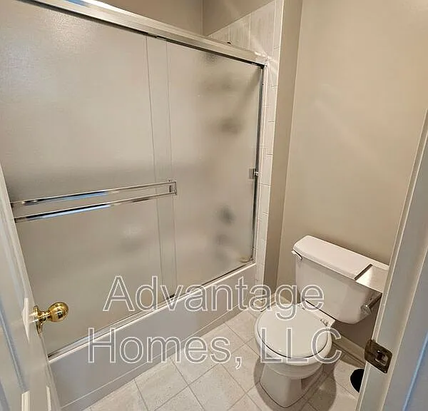14117 Parkhill Ln — Photo 28