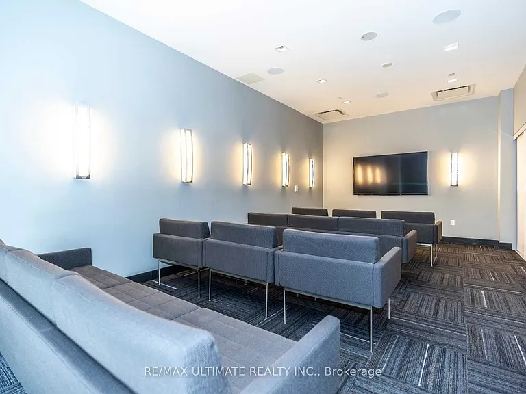 775 King St W #905 — Photo 14