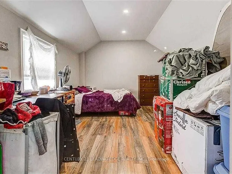 382 Cannon St E #B — Photo 8