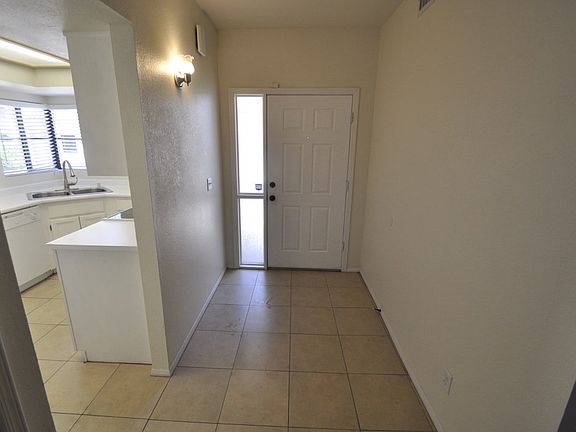2nd image of 826 E Audrey Ln