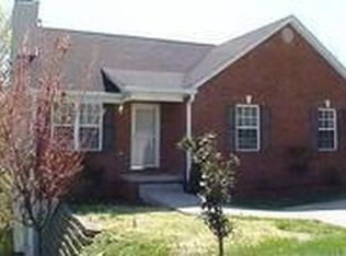 118 River Oak Dr, Frankfort, KY 40601