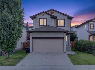 138 S Tuscarora Way NW, Calgary, AB T3L2H1