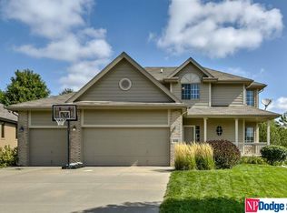 16356 Grebe St, Bennington, NE 68007