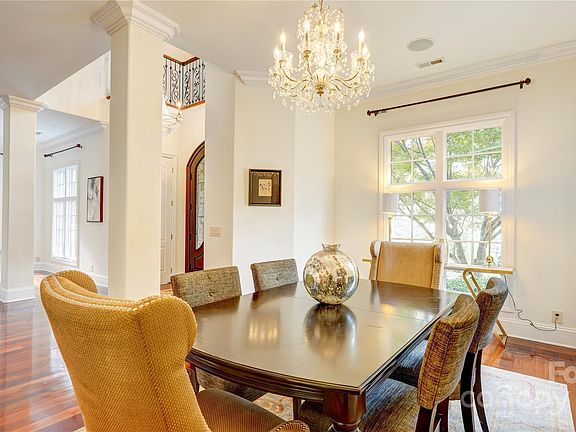 5th image of 2310 La Maison Dr