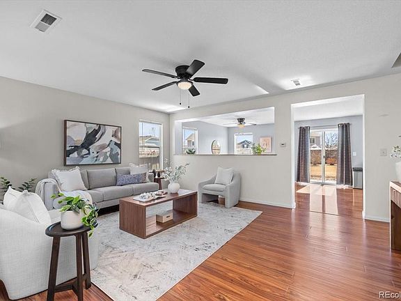 3rd image of 819 Stagecoach Drive