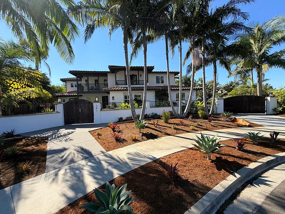 341 Calle De Adele #1