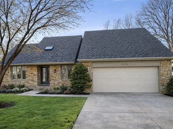 12715 W 117th St, Overland Park, KS 66210