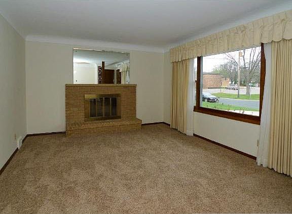 2nd image of 3212 Belden Drive NE
