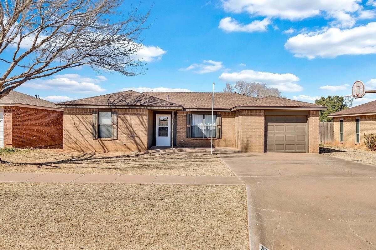 318 E 20th St, Wolfforth, TX 79382 | Zillow