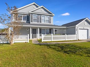 300 Seneca River Dr, Summerville, SC 29485