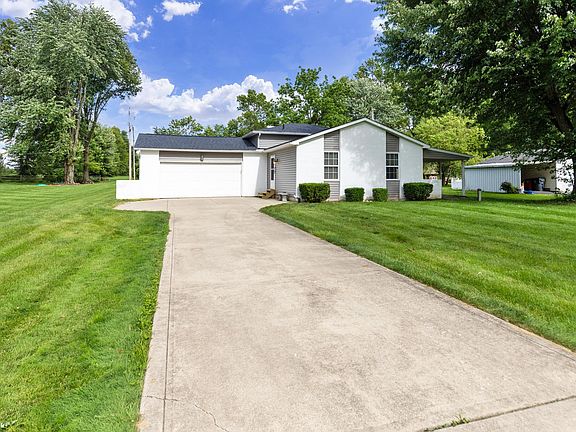 2nd image of 56 Arbor Ln SW