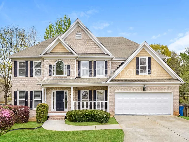 660 Brittany Manor Ln — Photo 1