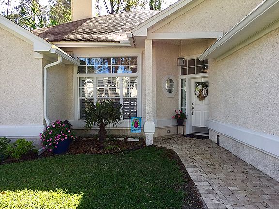 2nd image of 134 Coastal Oak Cir