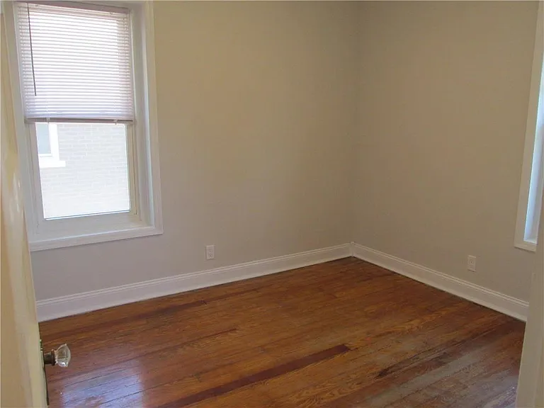 1136 N New St — Photo 13