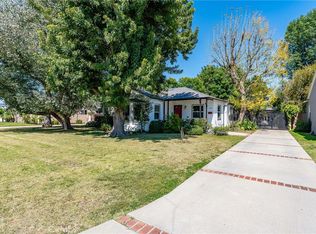 6534 Peach Ave, Van Nuys, CA 91406