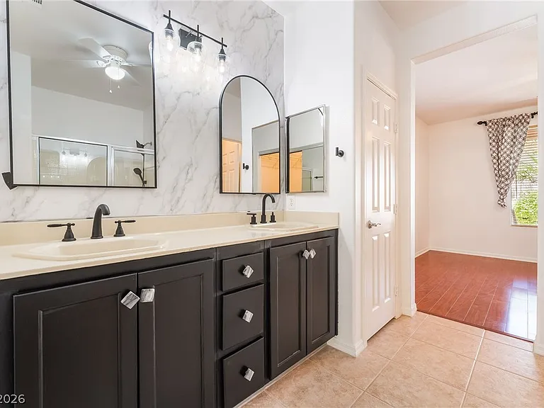 5389 Progresso St — Photo 2