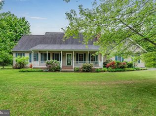 6390 Bull Rd, Dover, PA 17315