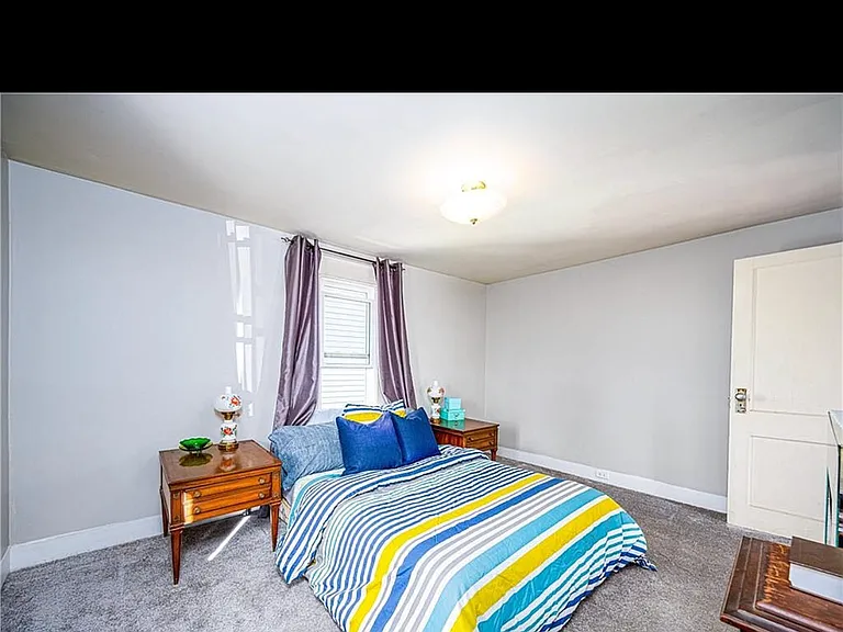 35 Edwards St — Photo 10