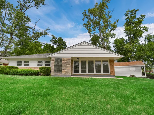 102 Nashua St, Park Forest, IL 60466