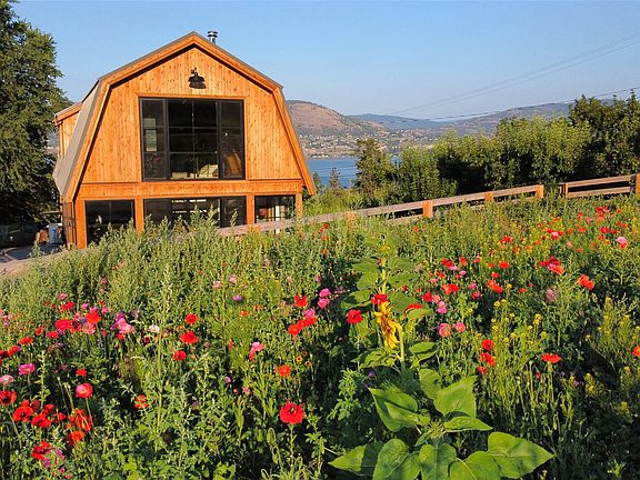 3rd image of 620 Boothe Rd