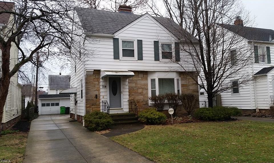1st image of 154 E 217th St