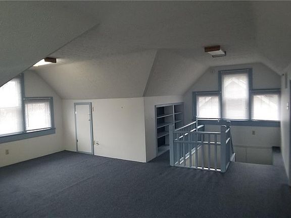 5th image of 2051 Lorena Ave