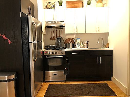 5th image of 831 Saint Johns Pl #2