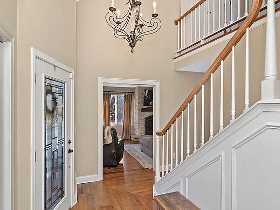5th image of 321 Bayshore Dr