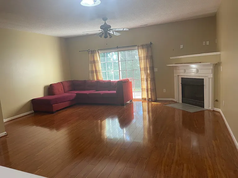 5304 Patuxent Dr — Photo 12