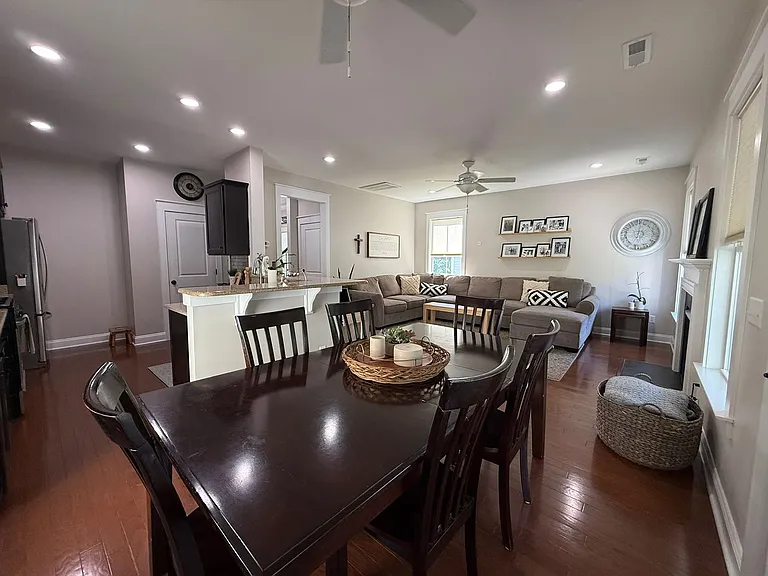 120 Clouter Creek Dr — Photo 25