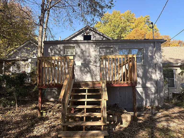 741 Walnut St — Photo 15