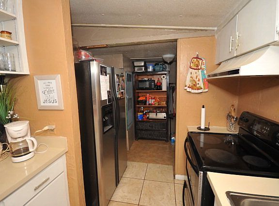 3rd image of 8551 NW 172nd Ln