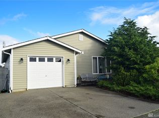 168 Sea Breeze Loop SE, Ocean Shores, WA 98569