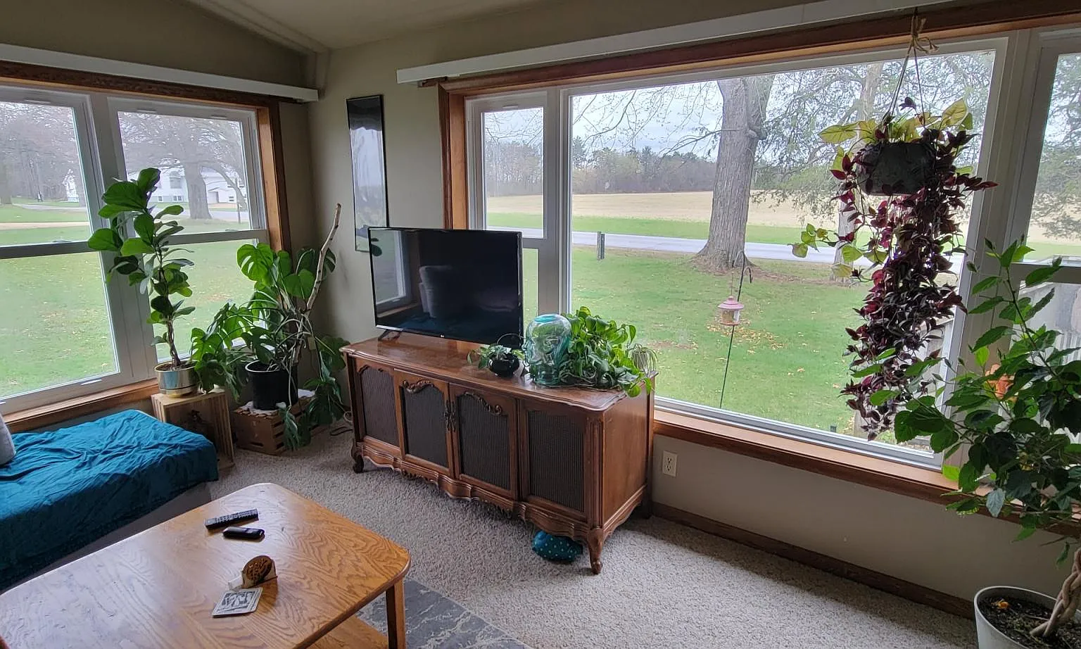 3 bed, 1300 sqft, $1,700 — Photo 4