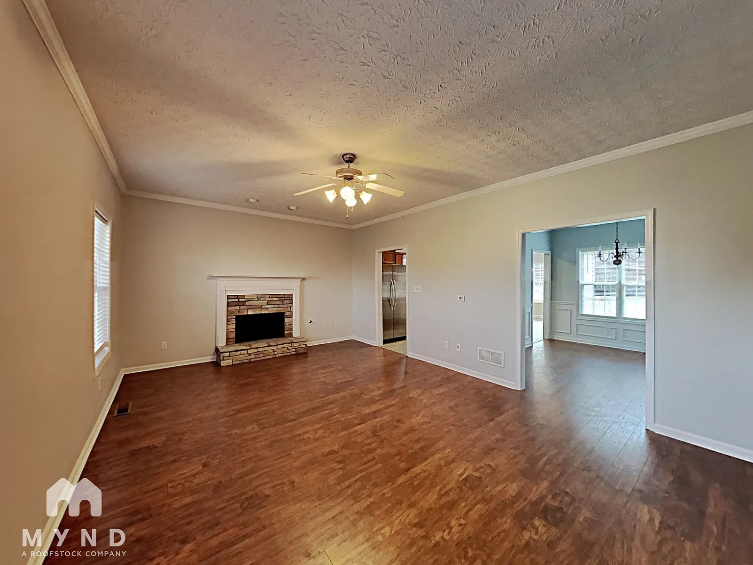 5 bed, 3.5 bath, 2184 sqft, $2,385 — Photo 4