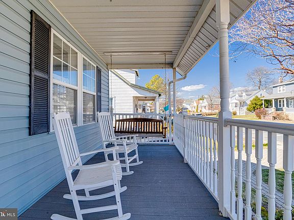 5th image of 3017 Acton Rd