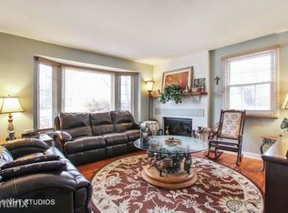 423 S 4th Ave, Libertyville, IL