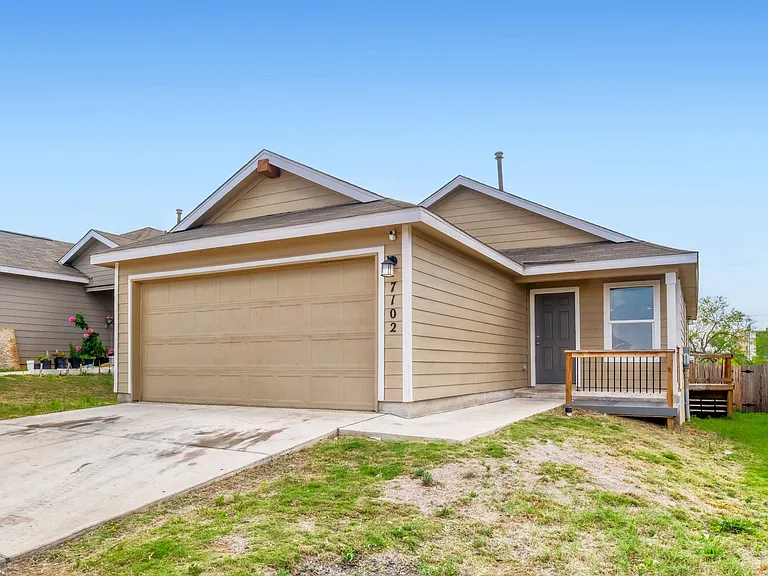 7102 Satellite Dr — Photo 22
