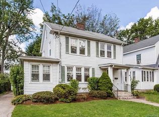 105 Price Blvd, West Hartford, CT 06119