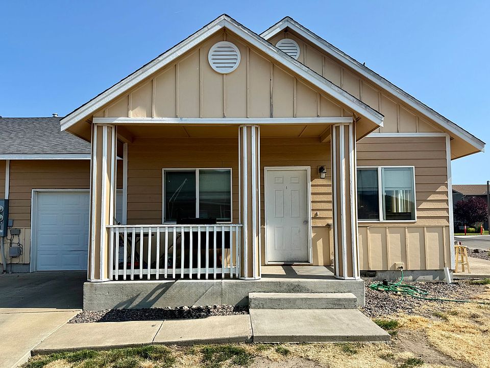 2nd image of 2227 Jakob Ave