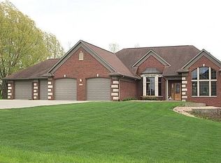 1724 Lake Terrace Rd, Cedar Rapids, IA 52403