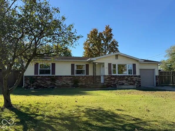 1471 E Aimee Ct, Terre Haute, IN 47805
