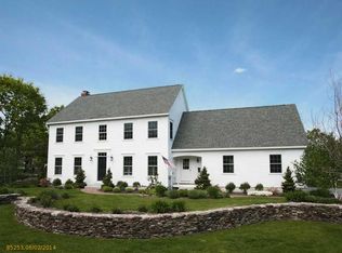 8 Apple Tree Ln, Cape Elizabeth, ME 04107