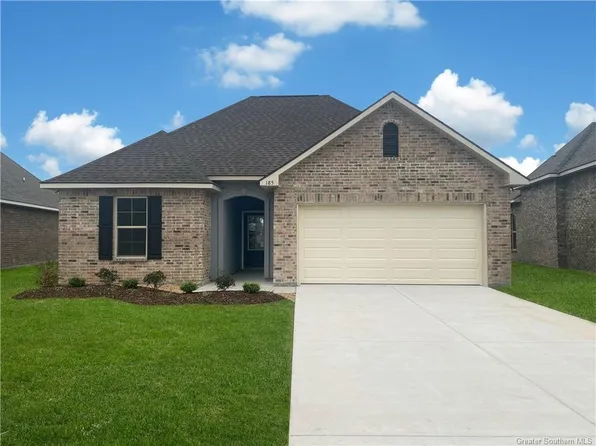 185 White Castle N, Iowa, LA 70647