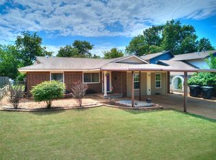 112 SW 14th St, Moore, OK 73160