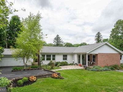 537 Kemmerer Rd, State College, PA, 16801